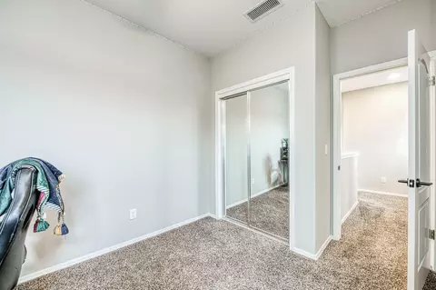 93 W Bordeux Ln, Clovis, CA 93619 photo 17
