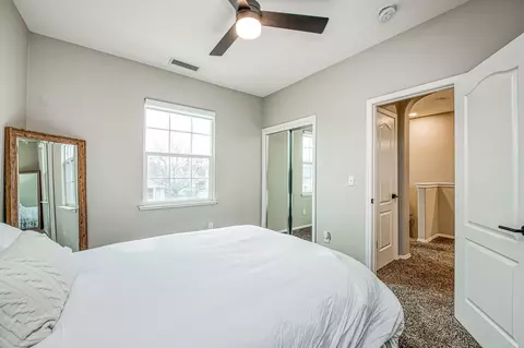 93 W Bordeux Ln, Clovis, CA 93619 photo 22