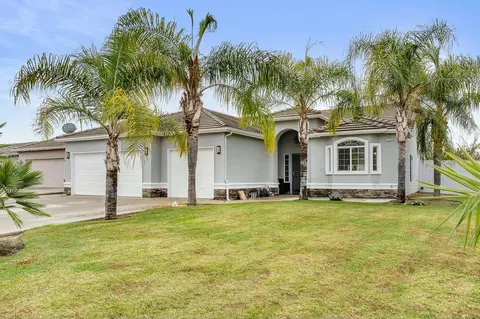 1251 Northhill St, Selma, CA 93662