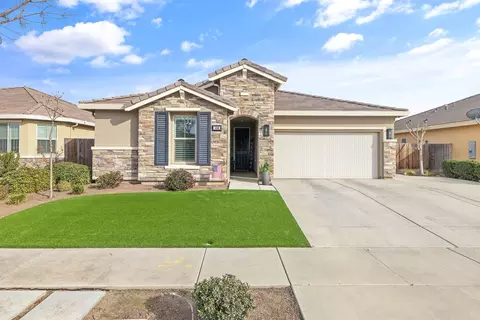 536 Montana De Oro St, Tulare, CA 93274