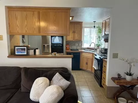 1121 N Patsy Dr, Porterville, CA 93257 photo 4