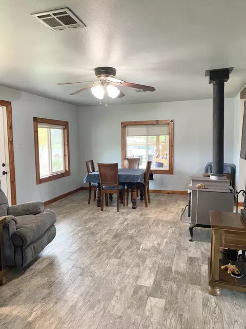 21859 Road 252, Strathmore, CA 93267 photo 2