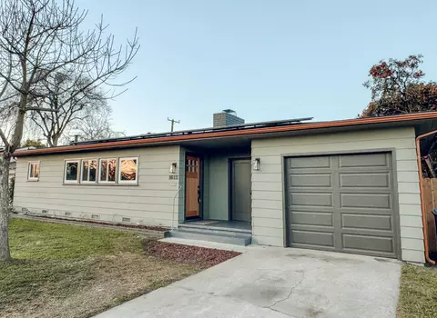 1612 W Laurel Ave, Visalia, CA 93277