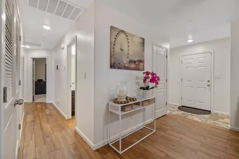 Entry Way - 658 Rebeca Ave, Sanger, CA 93657 photo 1 of 7