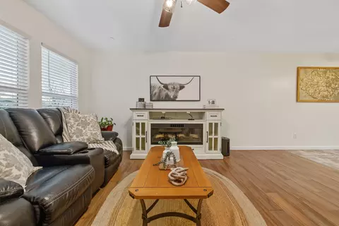 Other - 658 Rebeca Ave, Sanger, CA 93657 photo 4 of 11