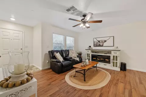 Living - 658 Rebeca Ave, Sanger, CA 93657 photo 1 of 1