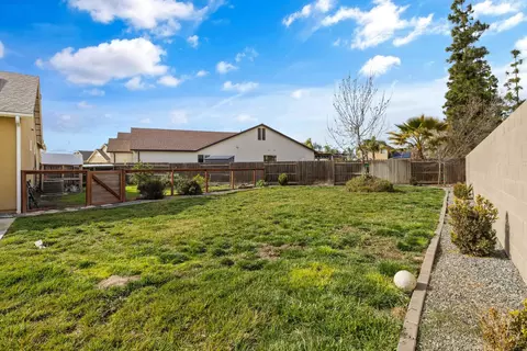 1090 Geneva Ct, Lemoore, CA 93245 photo 31
