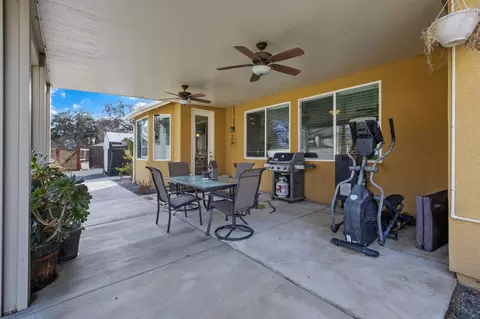 1090 Geneva Ct, Lemoore, CA 93245 photo 36