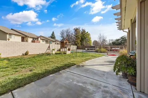 1090 Geneva Ct, Lemoore, CA 93245 photo 37