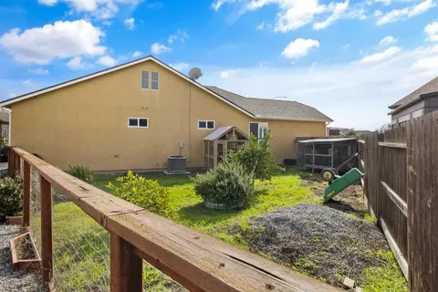 1090 Geneva Ct, Lemoore, CA 93245 photo 33