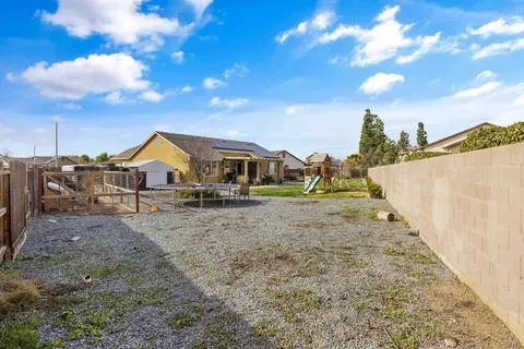 1090 Geneva Ct, Lemoore, CA 93245 photo 40