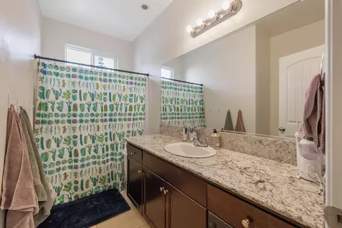 1090 Geneva Ct, Lemoore, CA 93245 photo 22