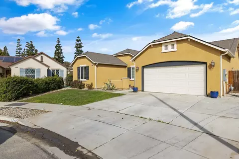 1090 Geneva Ct, Lemoore, CA 93245 photo 3
