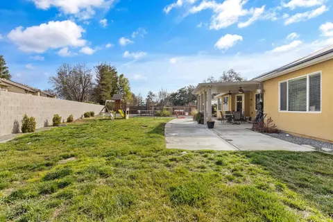 1090 Geneva Ct, Lemoore, CA 93245 photo 35