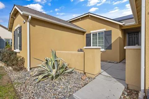 1090 Geneva Ct, Lemoore, CA 93245 photo 5