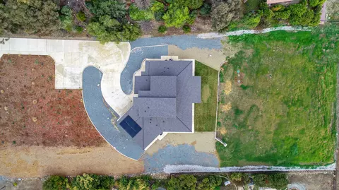 View/Area - 375 High Sierra Dr, Exeter, CA 93221 photo 2 of 5