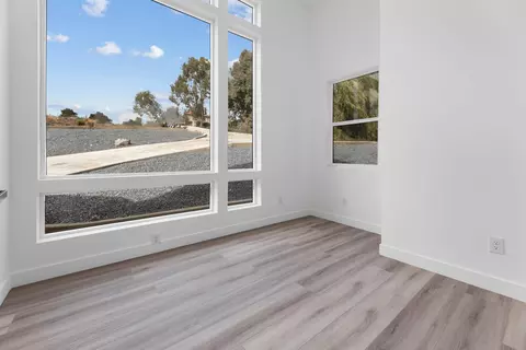 Bedroom - 375 High Sierra Dr, Exeter, CA 93221 photo 1 of 5