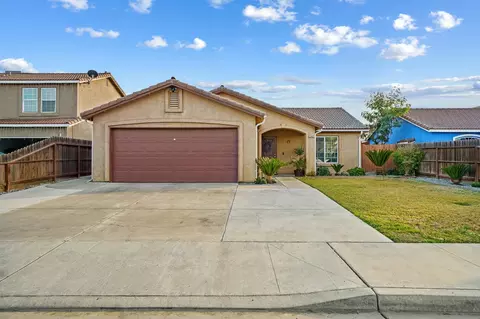 13427 Crocus Way, Armona, CA 93202