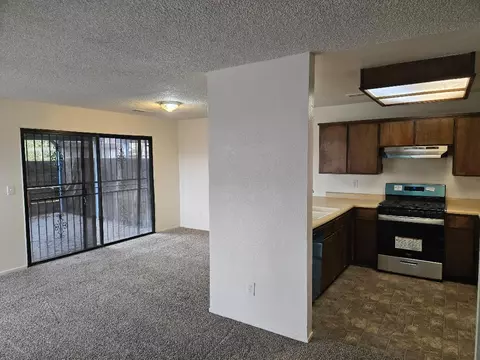 Living - 841 E Prospect Ave, Visalia, CA 93291 photo 1 of 7