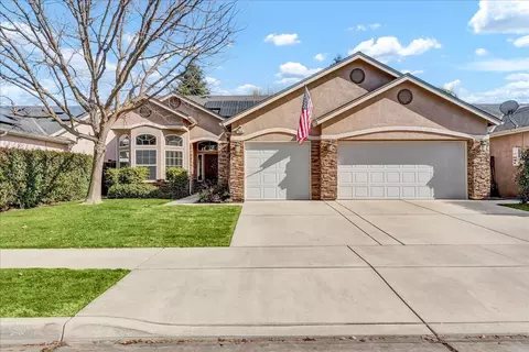 164 N Lindsay St, Visalia, CA 93291