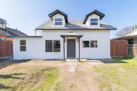 129 N California St, Tulare, CA 93274