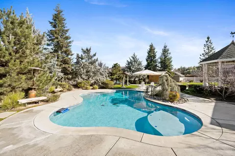 Exterior - 3108 E Cross Ave, Tulare, CA 93274 photo 18 of 22
