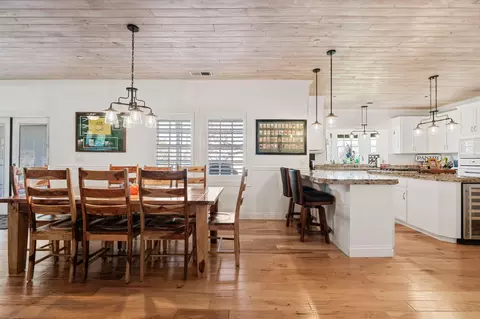 Dining - 3108 E Cross Ave, Tulare, CA 93274 photo 2 of 2