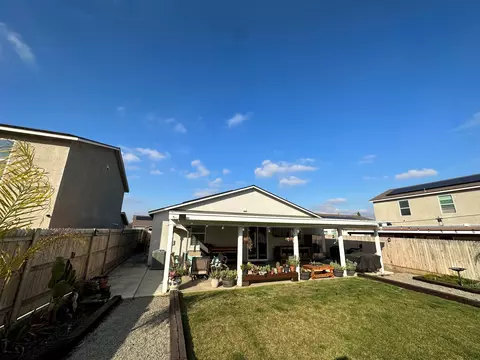 1627 E Copper Ct, Visalia, CA 93292 photo 17