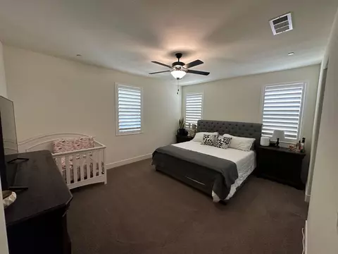 1627 E Copper Ct, Visalia, CA 93292 photo 12