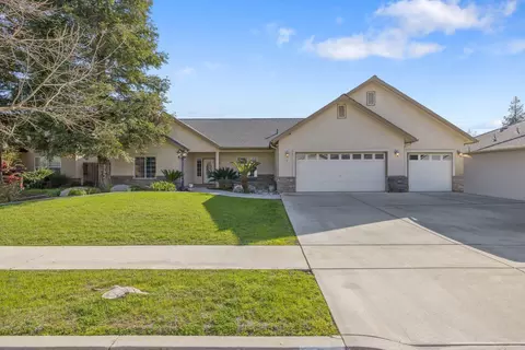 756 Sheffield Ave, Exeter, CA 93221