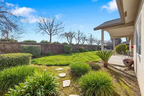 Exterior - 756 Sheffield Ave, Exeter, CA 93221 photo 7 of 14