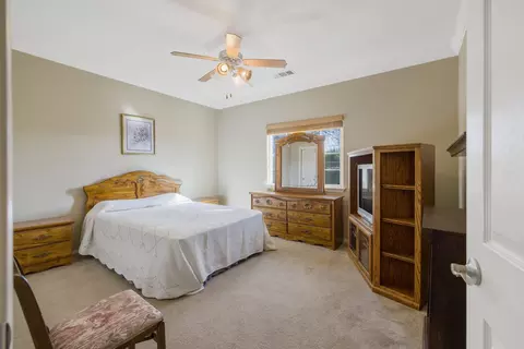 Bedroom - 756 Sheffield Ave, Exeter, CA 93221 photo 2 of 5
