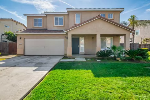 2013 W Julieann Ave, Porterville, CA 93257