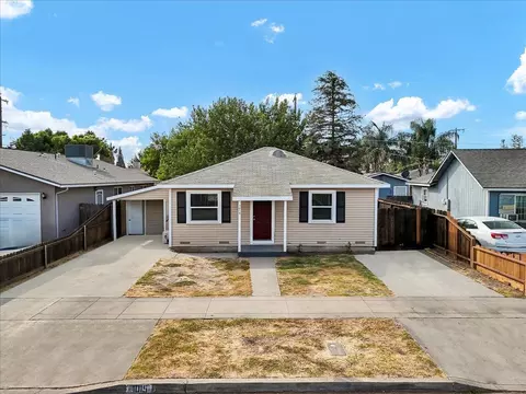 1015 Hall Ave, Corcoran, CA 93212