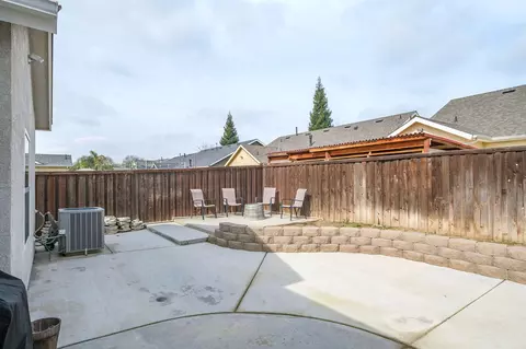 228 E Gibson Ave, Reedley, CA 93654 photo 27