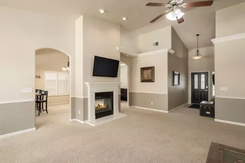 228 E Gibson Ave, Reedley, CA 93654 photo 10