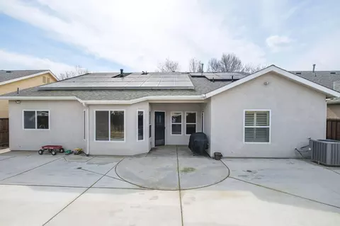 228 E Gibson Ave, Reedley, CA 93654 photo 29