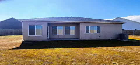1810 Delft Ct, Tulare, CA 93274 photo 28