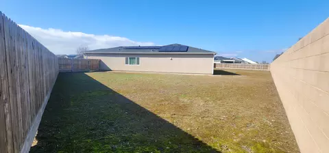 1810 Delft Ct, Tulare, CA 93274 photo 34
