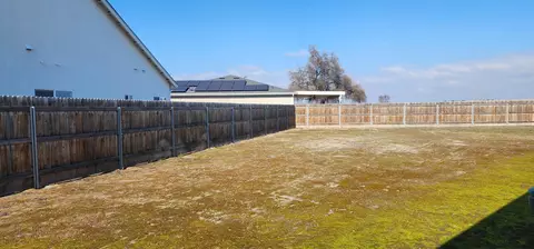 1810 Delft Ct, Tulare, CA 93274 photo 30