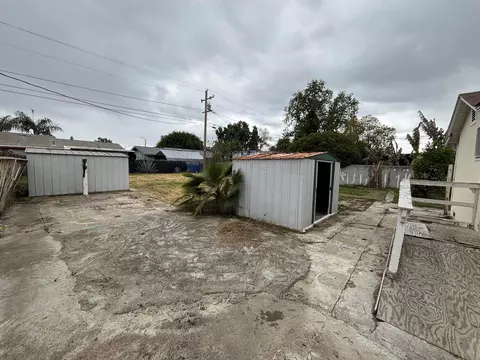Exterior - 315 E Ferguson Ave, Visalia, CA 93291 photo 4 of 10