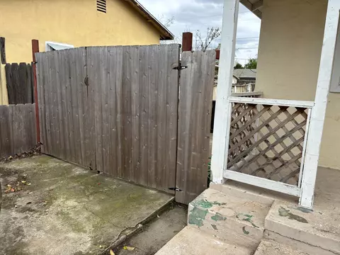 Exterior - 315 E Ferguson Ave, Visalia, CA 93291 photo 2 of 10