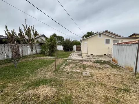 Exterior - 315 E Ferguson Ave, Visalia, CA 93291 photo 7 of 10