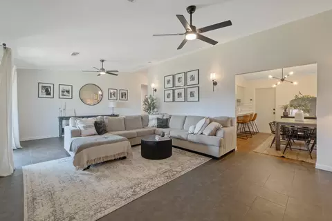 1373 Cedar Ln, Lemoore, CA 93245 photo 8