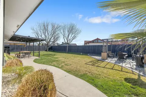 1373 Cedar Ln, Lemoore, CA 93245 photo 20