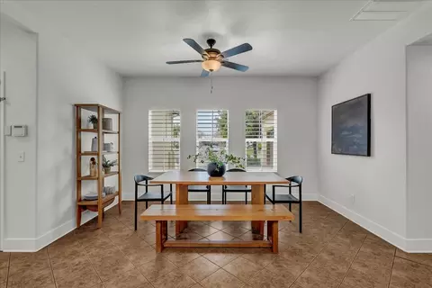 Dining - 619 E La Vida Ave, Visalia, CA 93292 photo 5 of 7