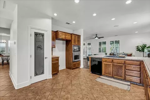 Other - 619 E La Vida Ave, Visalia, CA 93292 photo 12 of 18
