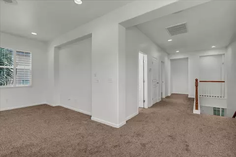 Entry Way - 619 E La Vida Ave, Visalia, CA 93292 photo 1 of 2