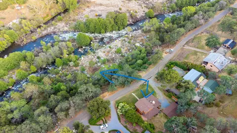44595 Dinely Dr, Three Rivers, CA 93271