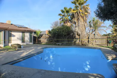 685 Wood Ln, Lemoore, CA 93245 photo 23